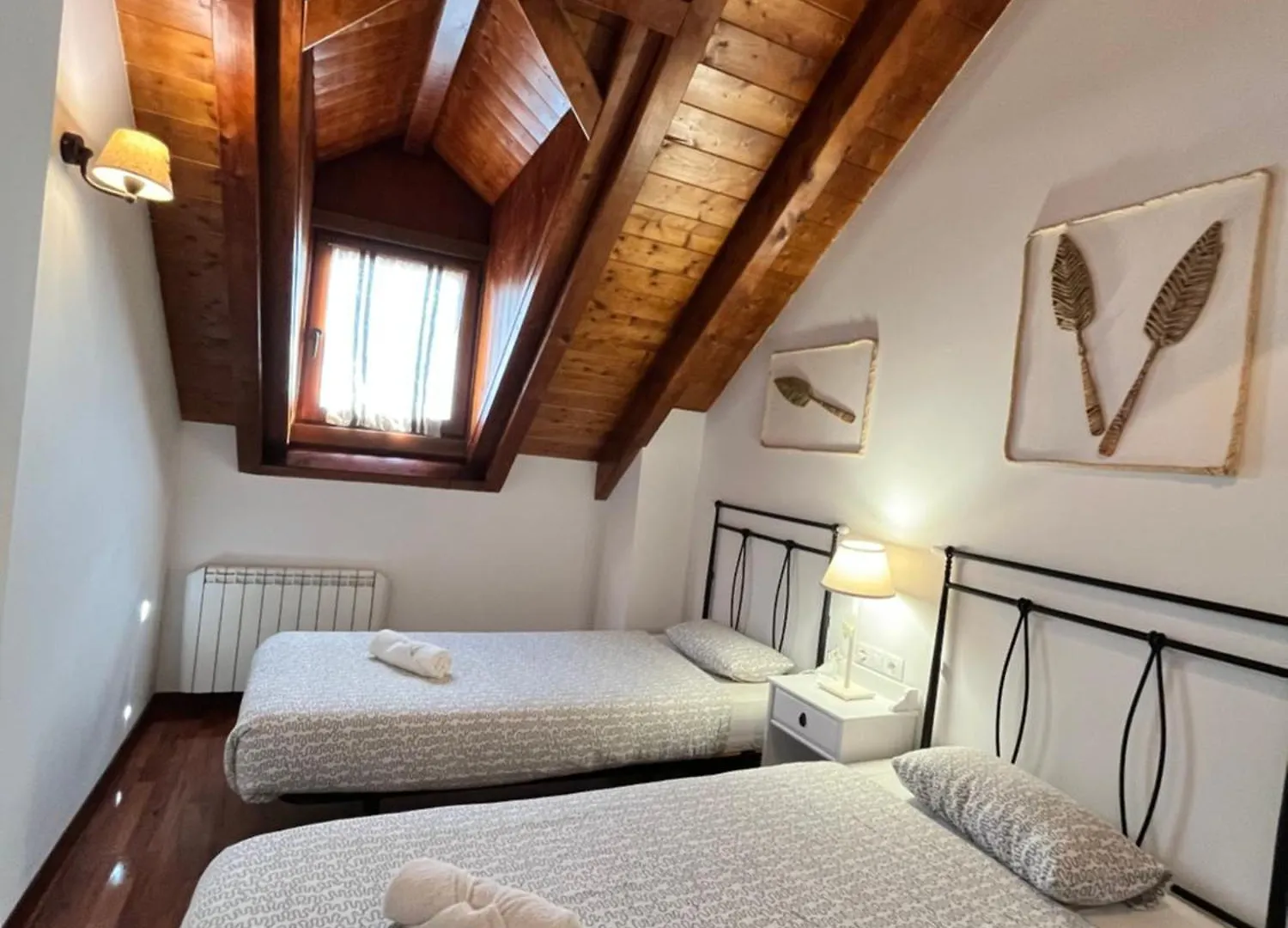 Apartamento Luxury House Valencia D'Aneu 0*,