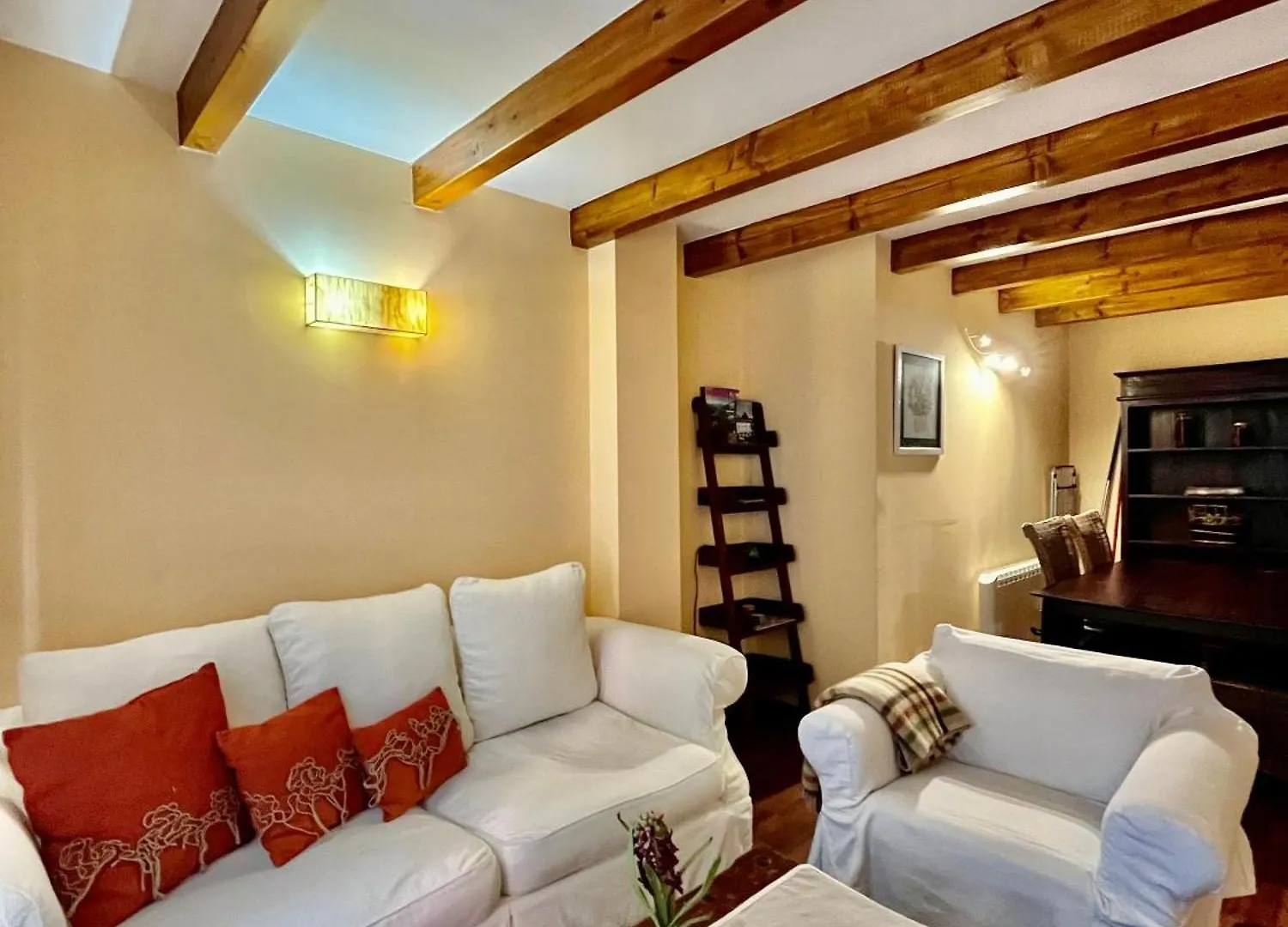 Apartamento Luxury House Valencia D'Aneu 0*,  España