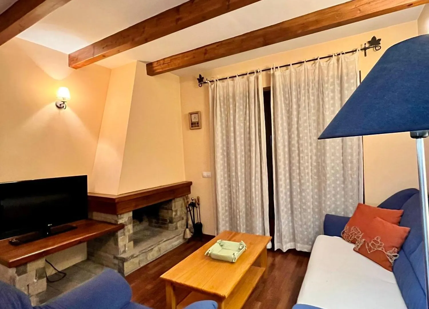 Luxury House Valencia D'Aneu Apartment Spain